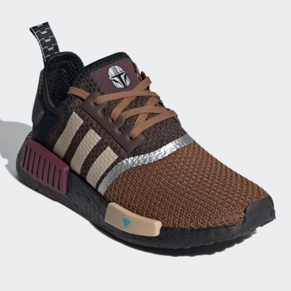 adidas x Star Wars Mandalorian NMD R1 - Picture 2 of 12